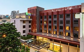 Holiday Inn Express Bangkok Sathorn By Ihg